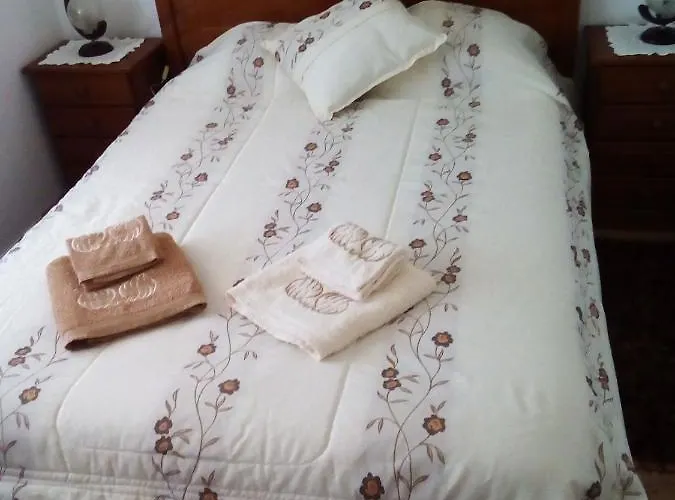 Casal Do Avo Francisco Caldas Da Rainha